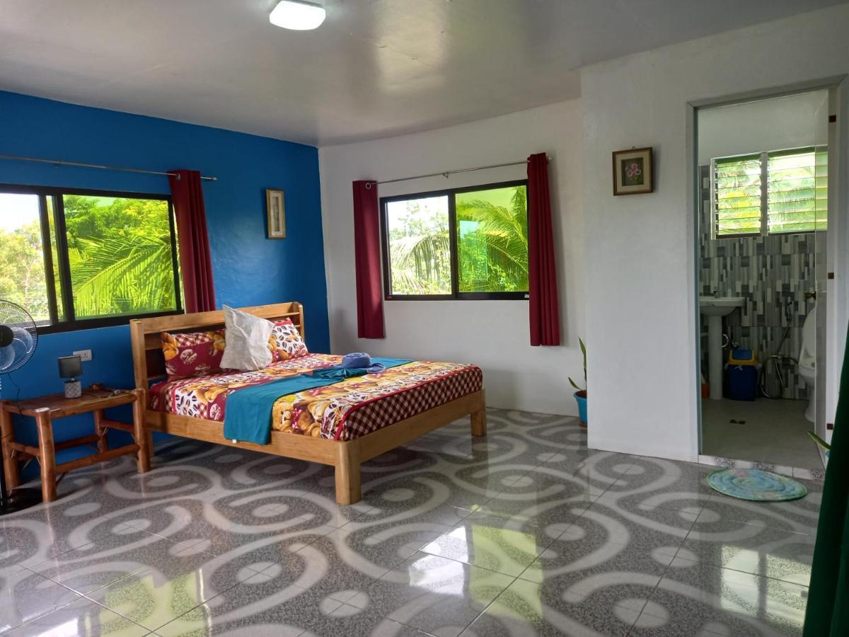 Happy Bear Moalboal Budget Rooms Exterior photo